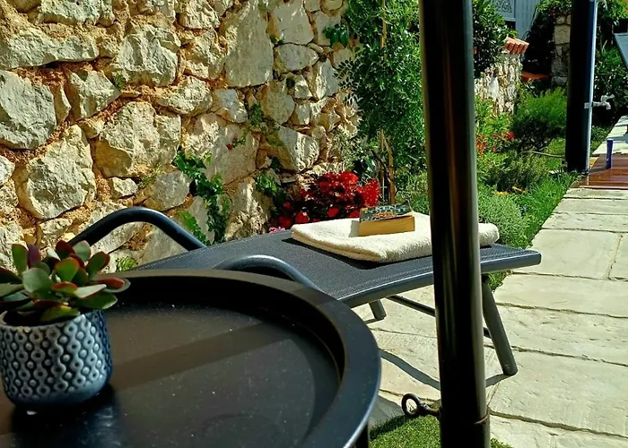 Vintage Dramalj, Pool Self-use