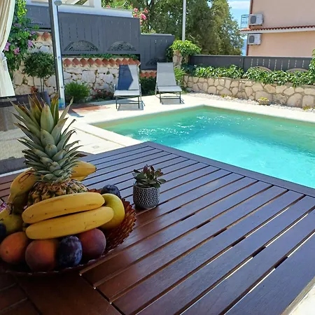 דירה Vintage Dramalj, Pool Self-use דראמליי