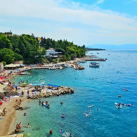 Vintage Dramalj, Pool Self-use